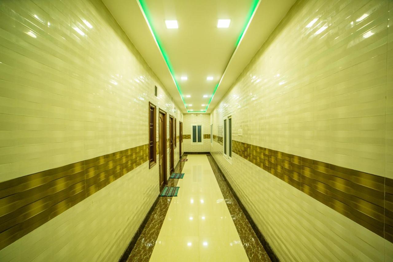 ホテル Akash Residency Rāmeswaram エクステリア 写真