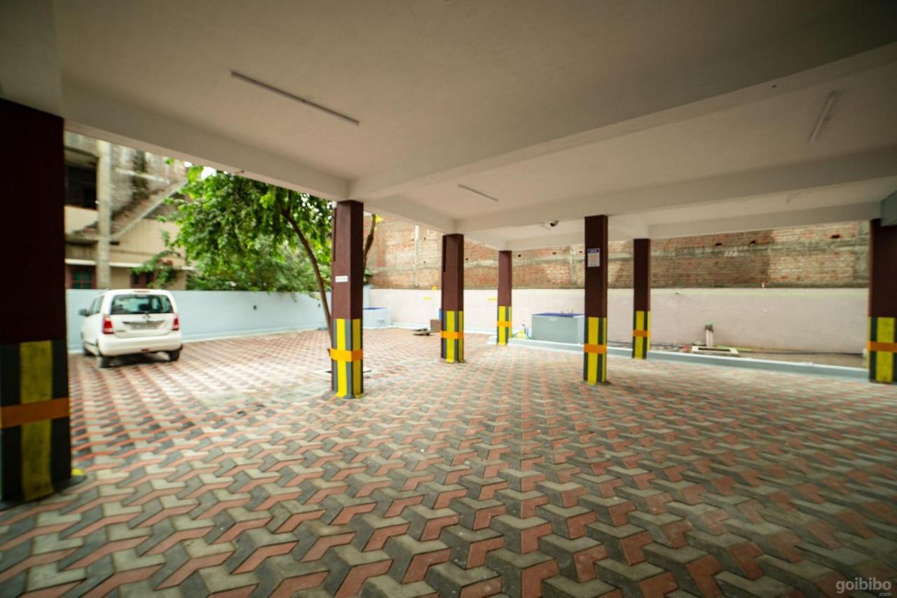 ホテル Akash Residency Rāmeswaram エクステリア 写真